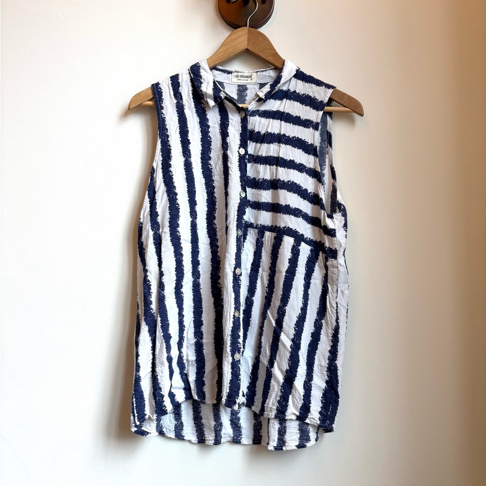 Black and White Sleeveless Boxy Button Down Shirt